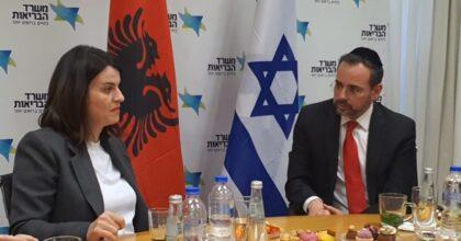 שר הבריאות אוריאל בוסו ושרת הבריאות של אלבניה אלבנה קוצ'יו